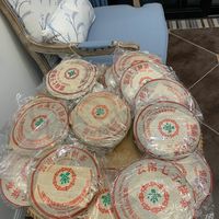从“茶如黄金”到“卖不掉就摆烂”：2026年，家里囤的茶该怎么处理