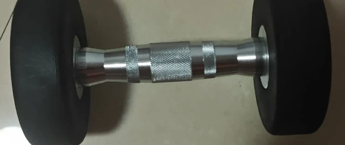 夏天没练出腹肌的人，开始批量出哑铃了：这波二手铁，多少钱一斤值得收