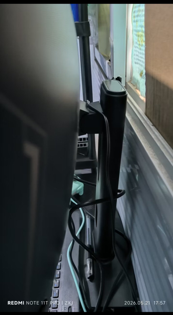 显示器