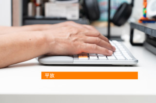 长期久坐打字手腕累？这款B.O.W人体工学键盘太适配办公党了