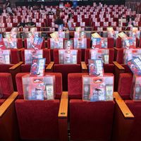 郑伊健明天澳门开唱，但门票不对外发售：这场美高梅音乐会，凭什么让粉丝追了三年