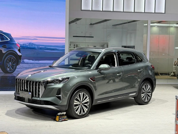美孚中型SUV