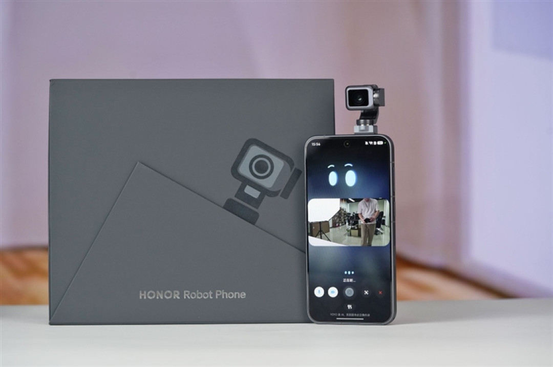 三轴云台+双2亿像素还有阿莱影像 荣耀Robot Phone手机评测：全新物种机器人手机诞生