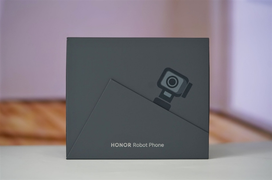三轴云台+双2亿像素还有阿莱影像 荣耀Robot Phone手机评测：全新物种机器人手机诞生