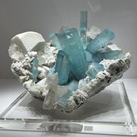 南京矿展今天开展，免费但只有5月大展五分之一：值不值得去、怎么逛、怎么买，全网现场情报我帮你理好了