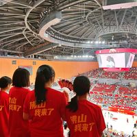 贺希宁今夜飞多哈：连续两场合计11中2，打卡塔尔前把这件事说清楚