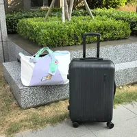 躺岛行囊开学季过滤：17篇种草里藏着5对"双胞胎帖"，入手前先把这3件事搞清楚