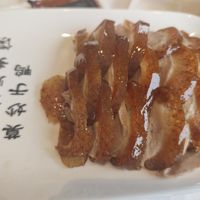 钢丝球碎屑混进12元儿童餐，全聚德王府井店被罚2000元：这家刚靠“降本”扭亏的162年老字号，怎么吃才安心