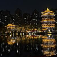白天去的人骂它，晚上去的人夸它：大唐芙蓉园120元门票，怎么花才不亏