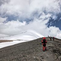 商业队放风玉珠峰9月中旬解封：等了三个月的秋季档，先搞清3个规则变化再交定金