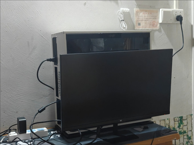 显示器