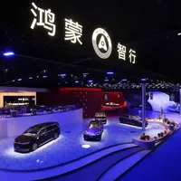 逛了5个成都车展展台：同一套鸿蒙座舱，五种打法