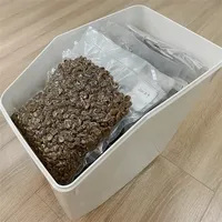 囤猫粮，袋子越大越亏？开封后的安全期，比你以为的短得多