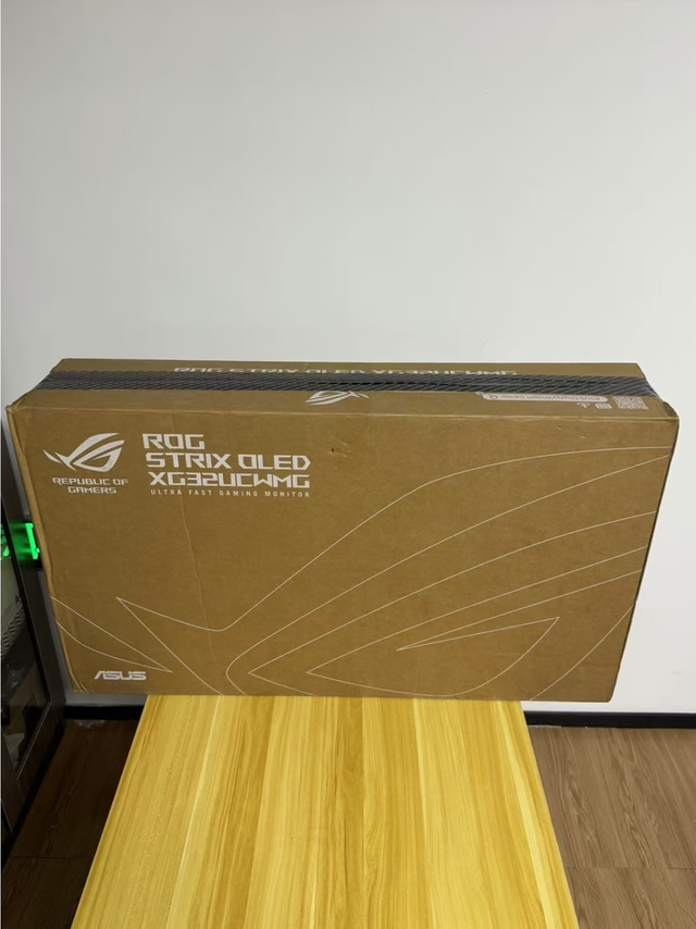  ROG XG32UCWMG🔥32寸双模OLED，游戏党直接圆梦