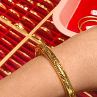 旧金饰“纸面升值”了？品牌新金1390元/克，变现却只有990元上下：换、卖还是留，先算清这笔账