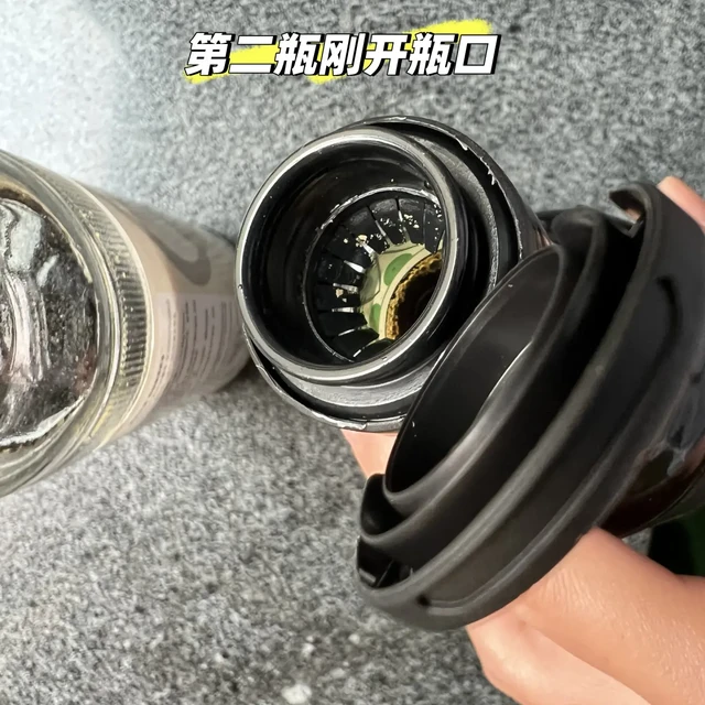 中坝酱油长出白毛，评论区吵成两派：长霉真能证明“没加防腐剂”？