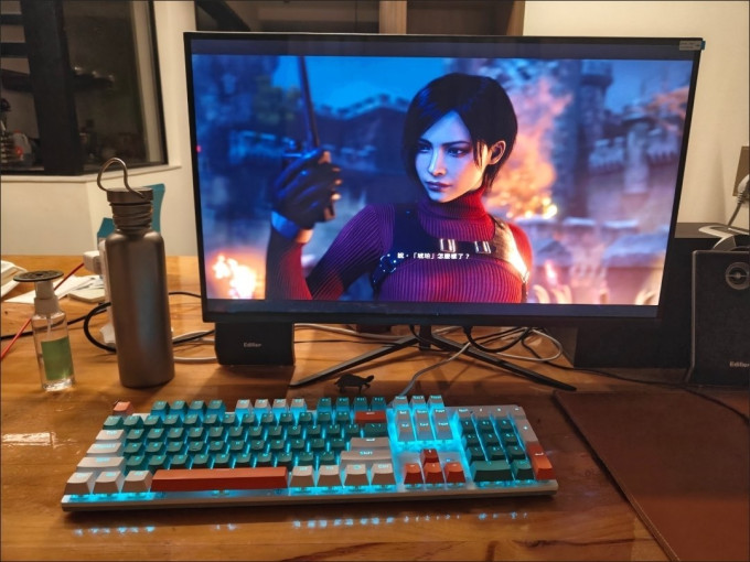 华硕显示器