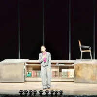 苏西·米勒的两部戏同时在国内巡演：追陈昊宇的《初步举证》，还是等姚晨的《非穷尽列举》？