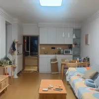 原木风装成“出租屋风”还有救吗？翻遍几十篇翻车帖和上千条评论，整理出这份按花钱顺序排的自救清单