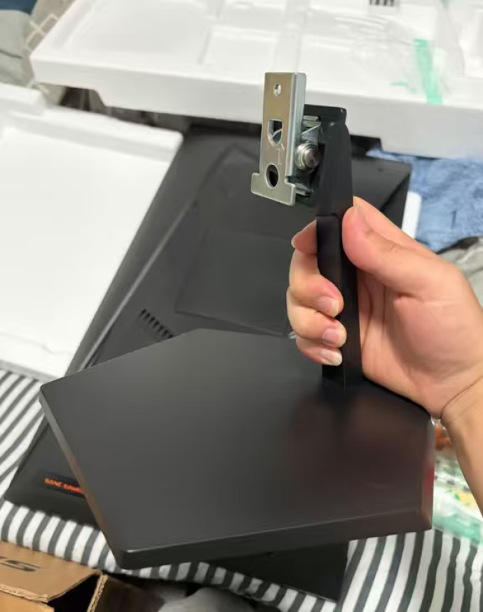 盛色显示器