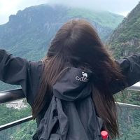 王俊凯、王一博接连代言，骆驼冲锋衣这个秋天还能闭眼入吗？先看清这5件事