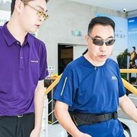 济南首家海尔AI外骨骼地标旗舰店开业