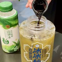 盒马6.9元的“消肿水”冲上回购榜第一：买抹茶椰椰高钾水前，先想清楚三件事