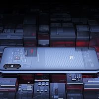 小米18 Pro透明探索版回归：致敬一代经典小米8