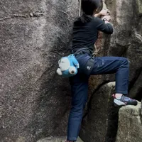 小半码还是平码？扒完电商数据和几十篇选鞋帖，第一双攀岩鞋的买法没那么复杂