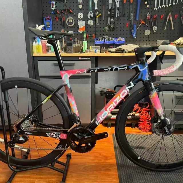 都是6999元：BROSS Rebel 3、银贝斯C5、攻队天际，各自藏了什么