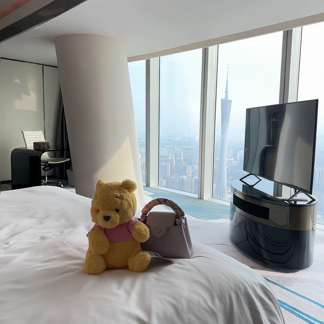 全球最高的四季正在“空中翻新”：房价涨了13%还创纪录，该赶在翻新前还是翻新后去？