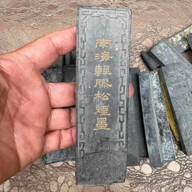 《家业》把徽墨带火了，但9块9和300元一两的墨锭真不是一回事：入手第一锭前先看清这三档