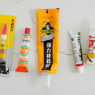 省钱秘笈：鞋子老化开胶自救，几块钱搞定，旧鞋续命体验分享