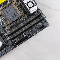 华南金牌还是精粤？翻完5年对决帖和翻车实录，我把X99寨板双雄的真区别说清了