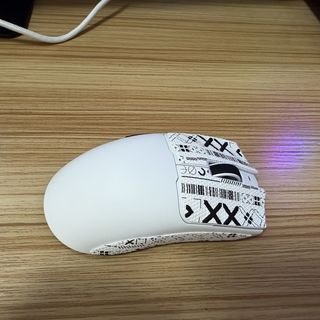 三天十几条开学鼠标横评，我把评论区30多个提问读完了：学生卡住的从来不是参数，是“手”