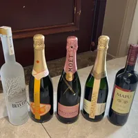 香槟连跌两年终于回暖,但回暖的不是你那瓶酩悦:秋季婚宴季前,该抄底了吗?