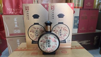 芦台春、北大仓、云门，北派酱香三瓶摆一起，差别比想象中大