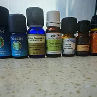 《荷尔蒙芳疗全书》配方复刻热，12.5%滚珠瓶吵翻评论区：入手Oshadhi前，先算浓度和成本两笔账