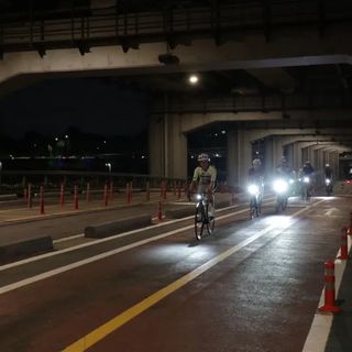 流明越高越好？翻完全网热门车灯测评，我给夜骑党写了这份避坑预算表