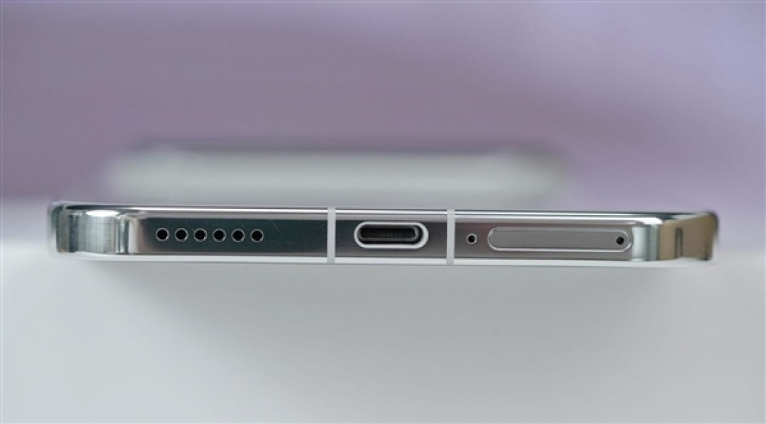 行业首发16:9.5阔型屏!华为Pura X View图赏