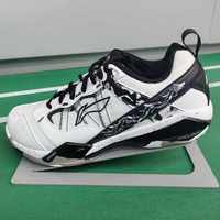 石宇奇的球鞋为什么要把LOGO挡住：这双李宁成了羽球圈"公开的秘密"，来历和跟买建议都挖好了