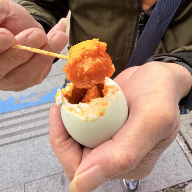 对比了最近20多篇高邮打卡笔记，汪曾祺的“咸蛋黄小城”怎么吃怎么玩，我理出来了