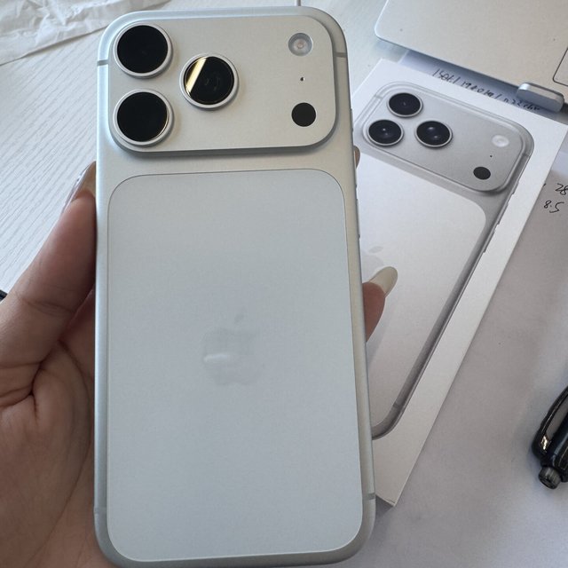 iPhone17国补价跌破5200，但“收货”才是赌局：翻了20多个京东翻车帖，坑不在品控