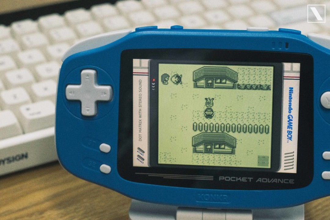 在工位玩了一下午「GBA」，我才发现复古不是回到过去
