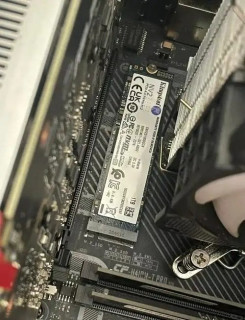 老电脑别扔：致态7100让导出不再转圈
