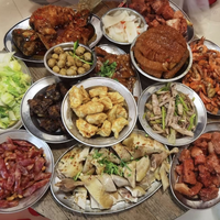 新学期第一顿聚餐已经开始抢包间了：给班级订特色餐厅前，先在电话里问清这5件事