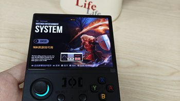 百元就能玩“3万款游戏”？刷屏的怀旧掌机，下单前先算清这三笔账