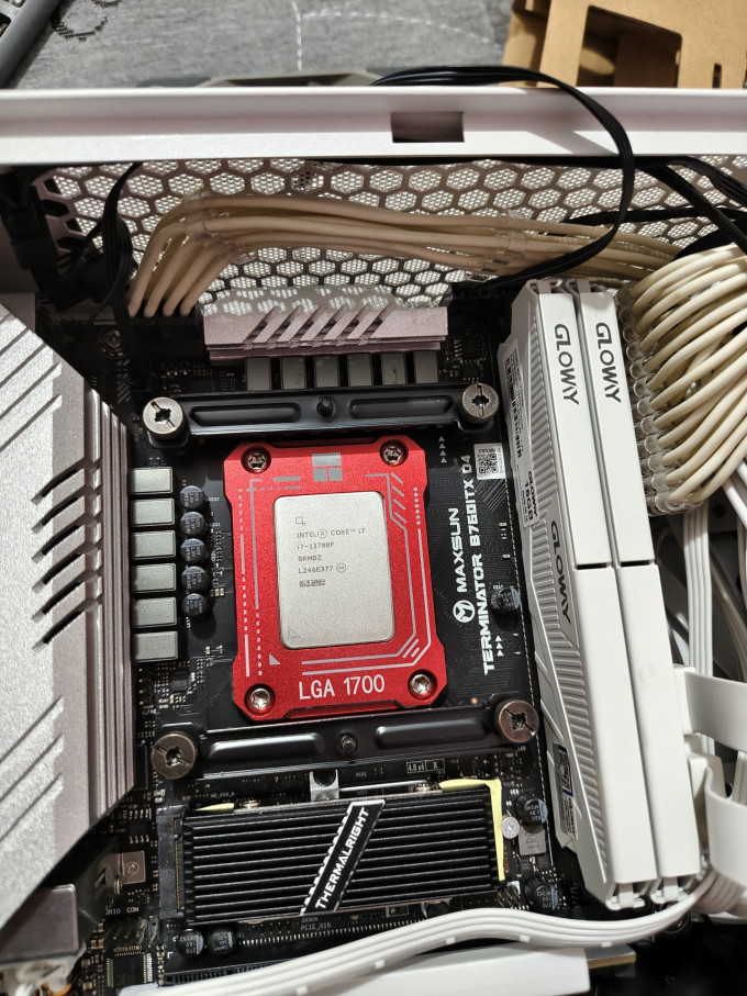 CPU