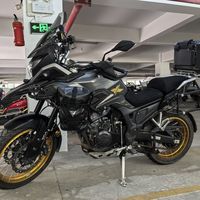 边箱还是边包还在吵：秋摩旅前，先看懂车把旁这0.15米的载物红线再花钱