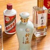 扫码价1998元，实卖198元：中秋送礼白酒别看扫码价，12月1日起贴牌酒得在背标上双标注